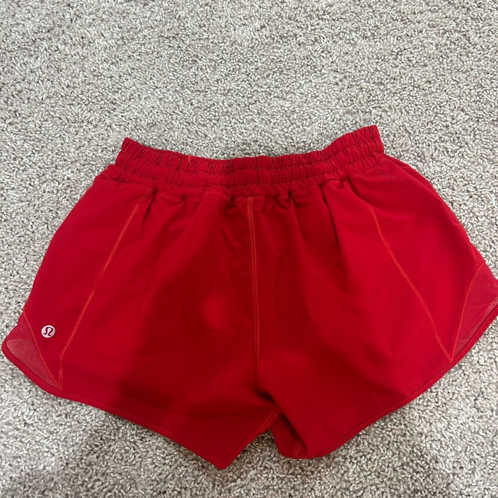 Lululemon Hotty Hot shorts